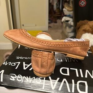 The Frye Company comfortable flats that you can easily slide on the back of foot